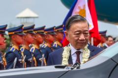 Ông Tô Lâm thăm Philippines: Biển Đông, nâng cao quan hệ và gì nữa? Ông Tô Lâm thăm Philippines: Biển Đông, nâng cao quan hệ và gì nữa?