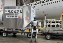 Robot hình người đang làm được gì ngoài đời thực?