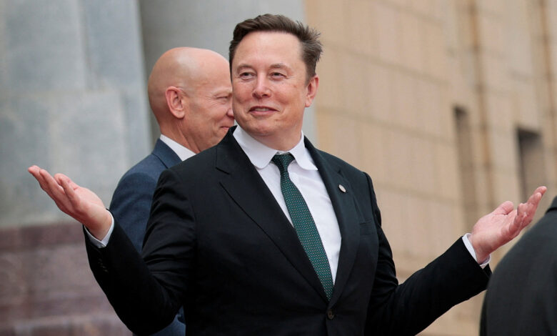Elon Musk ‘bóp’ chi tiêu AI của nhân viên Tesla