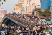 50 năm Sài Gòn đổi tên: Vòng xoáy lịch sử từ ‘đánh tư sản’ đến tái dựng kinh tế