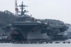 Việt Nam Chào Đón Tàu Sân Bay Mỹ Giữa Cuộc Khủng Hoảng Thuế Quan và Xung Đột Iran Việt Nam Chào Đón Tàu Sân Bay Mỹ Giữa Cuộc Khủng Hoảng Thuế Quan và Xung Đột Iran
