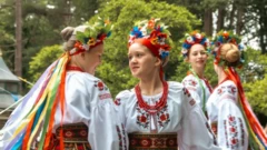 35 Năm Độc Lập: Tại Sao Ukraine Vẫn Chiến Đấu và ‘Thỏa Thuận’ Với Nga Không Đơn Giản? 35 Năm Độc Lập: Tại Sao Ukraine Vẫn Chiến Đấu và ‘Thỏa Thuận’ Với Nga Không Đơn Giản?