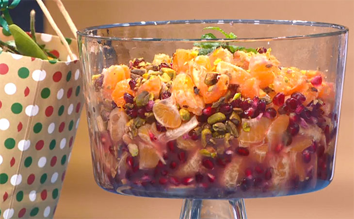 Salad Trái Cây Mùa Đông Đơn Giản và Ngon Miệng Salad Trái Cây Mùa Đông Đơn Giản và Ngon Miệng