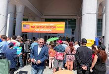 Steve Hilton Gặp Gỡ Cử Tri Tại Little Saigon San Jose Steve Hilton Gặp Gỡ Cử Tri Tại Little Saigon San Jose