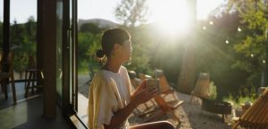 Sức Khỏe Tâm Thần Phụ Nữ: Hiểu Rõ Về Lo Âu và Trầm Cảm Cùng Cách Nhận Hỗ Trợ Tốt Nhất