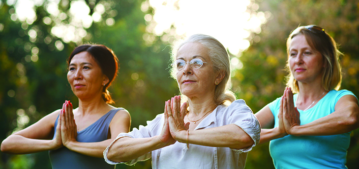 Thấu hiểu Giai Đoạn Tiền Mãn Kinh, Mãn Kinh và Hậu Mãn Kinh: Hướng Dẫn Điều Trị Triệu Chứng Hiệu Quả
