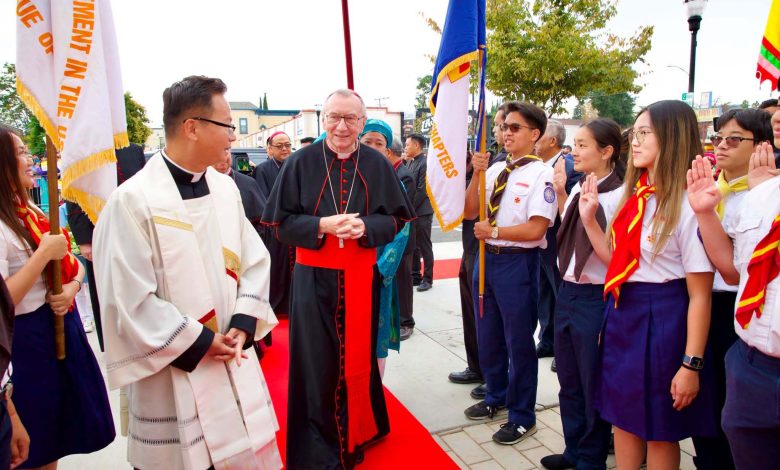 Đức Hồng Y Pietro Parolin thăm Giáo phận San Jose và cử hành Thánh Lễ tại Nhà thờ Đức Mẹ Lavang Đức Hồng Y Pietro Parolin thăm Giáo phận San Jose và cử hành Thánh Lễ tại Nhà thờ Đức Mẹ Lavang