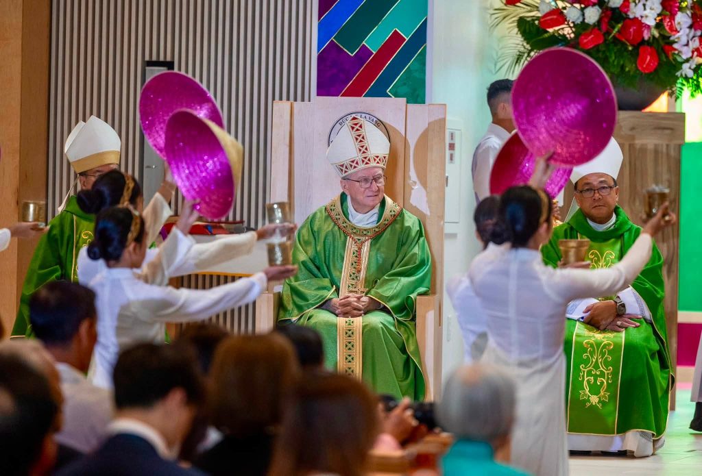 Đức Hồng Y Pietro Parolin thăm Giáo phận San Jose và cử hành Thánh Lễ tại Nhà thờ Đức Mẹ Lavang