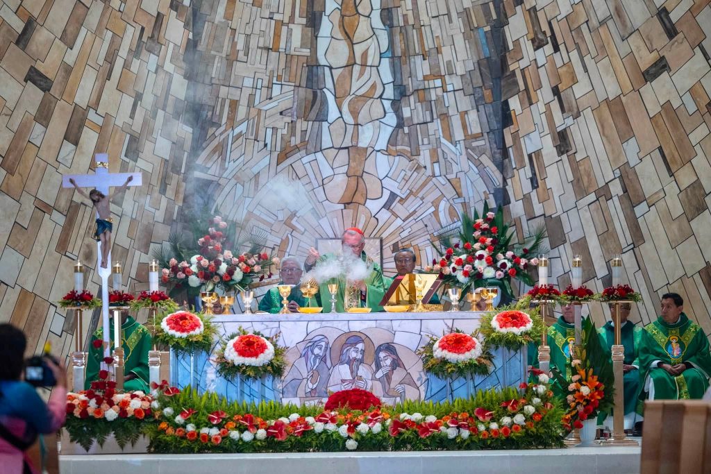 Đức Hồng Y Pietro Parolin thăm Giáo phận San Jose và cử hành Thánh Lễ tại Nhà thờ Đức Mẹ Lavang