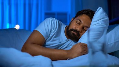 Melatonin và giấc ngủ của bạn: An toàn không? Tác dụng phụ và cơ chế hoạt động ra sao?