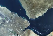 Tàu Iran bị tấn công ở Hormuz, Houthis mở rộng quyền kiểm soát tuyến hàng hải