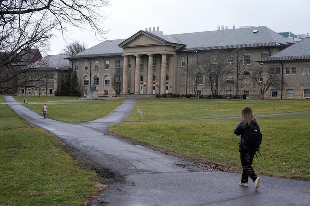 Thông Tin Mới Về Vụ Cựu Sinh Viên Cornell Tố Cáo Rape Các Thành Viên Frat Thông Tin Mới Về Vụ Cựu Sinh Viên Cornell Tố Cáo Rape Các Thành Viên Frat