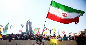 Tổng thống Iran chỉ trích các cuộc tấn công của Mỹ là “hèn nhát” khi Trump đe dọa tiêu diệt