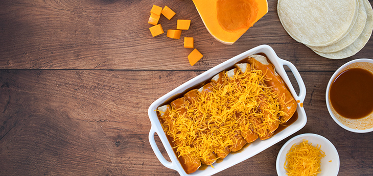 Bánh Enchilada Nướng Bí Ngô Butternut và Đậu Đen Thơm Ngon