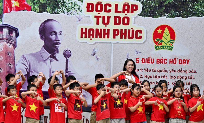 Dư luận dậy sóng trước dự thảo cho phép người dưới 18 tuổi hiến tạng Dư luận dậy sóng trước dự thảo cho phép người dưới 18 tuổi hiến tạng