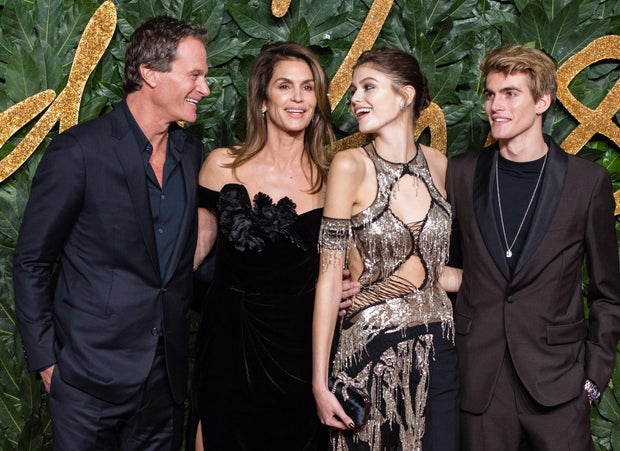 Gia đình Cindy Crawford lên tiếng về cái chết của Presley Gerber: Những chia sẻ cảm động và bất ngờ Gia đình Cindy Crawford lên tiếng về cái chết của Presley Gerber: Những chia sẻ cảm động và bất ngờ