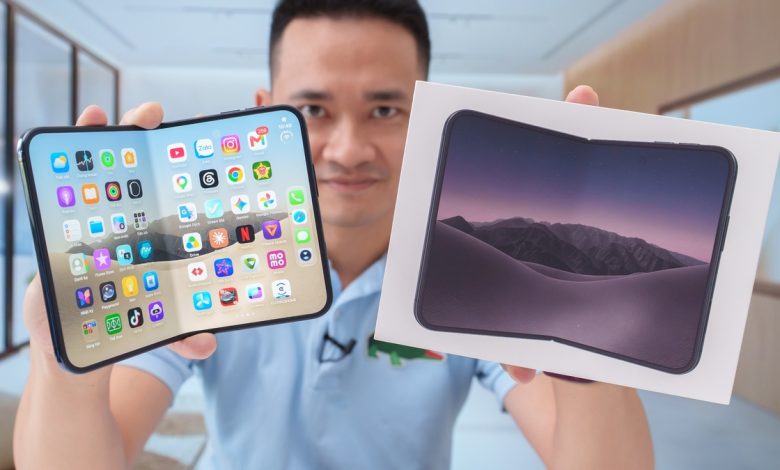 Khám Phá Hộp Điện Thoại Gập iPhone Duo Sắp Ra Mắt Tại Việt Nam