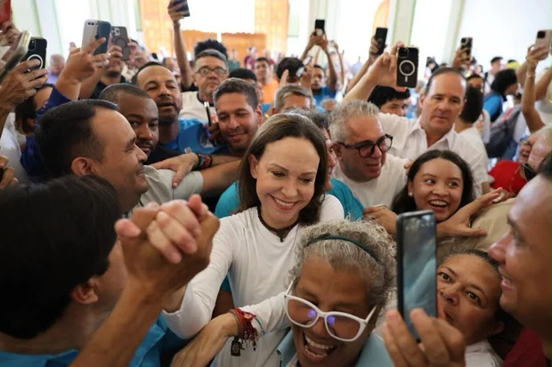 Lãnh đạo đối lập Venezuela María Corina Machado trở về quê hương: Cuộc trở lại đầy hy vọng Lãnh đạo đối lập Venezuela María Corina Machado trở về quê hương: Cuộc trở lại đầy hy vọng