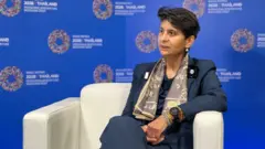 Lãnh đạo IMF châu Á cảnh báo: Việt Nam cần thận trọng với đầu tư công để ngăn chặn lạm phát Lãnh đạo IMF châu Á cảnh báo: Việt Nam cần thận trọng với đầu tư công để ngăn chặn lạm phát