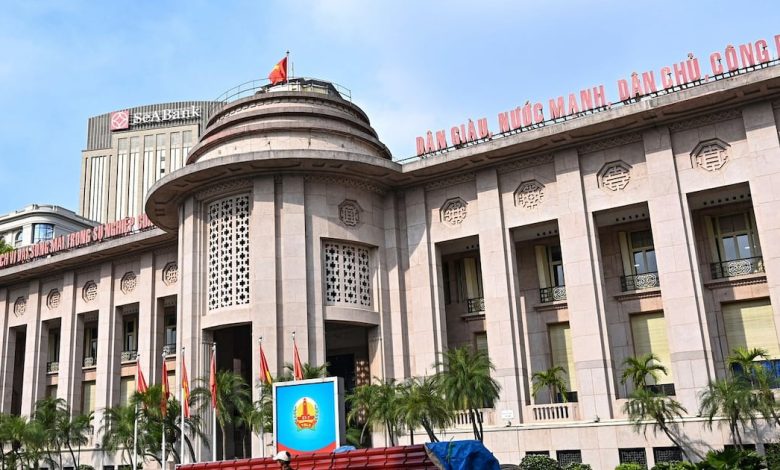 Nguy Cơ Vỡ Nợ: Ngân Hàng Nhà Nước Ưu Ái Sun, Vin, Masterise và THACO Ra Sao? Nguy Cơ Vỡ Nợ: Ngân Hàng Nhà Nước Ưu Ái Sun, Vin, Masterise và THACO Ra Sao?
