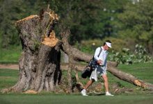 Thẩm phán tiếp tục ngăn Trump chặt cây tại sân golf D.C. – Cuộc chiến pháp lý chưa có hồi kết!