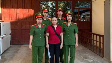 Thân Nhân Liệt Sĩ Bị Bắt Giữa Lòng Bất Công: Tố Chính Quyền “Cướp” Đất Để Lợi Ích Tài Xế Chủ Tịch Tỉnh