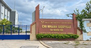Thuốc ung thư Việt Nam: Nguyên liệu Trung Quốc và Những Lỗ Hổng Quản Lý Cần Khắc Phục