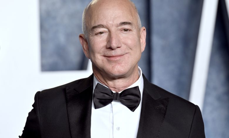 Tỷ phú Bezos: AI Khôi Phục Mô Hình Gia Đình Một Người Đi Làm Tỷ phú Bezos: AI Khôi Phục Mô Hình Gia Đình Một Người Đi Làm